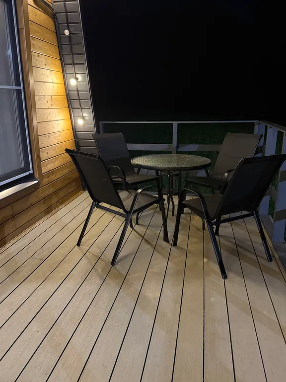 Уютный дом a-frame на окраине леса