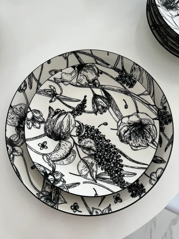 Стильный дом на берегу Ладожского озера с панорамным видом