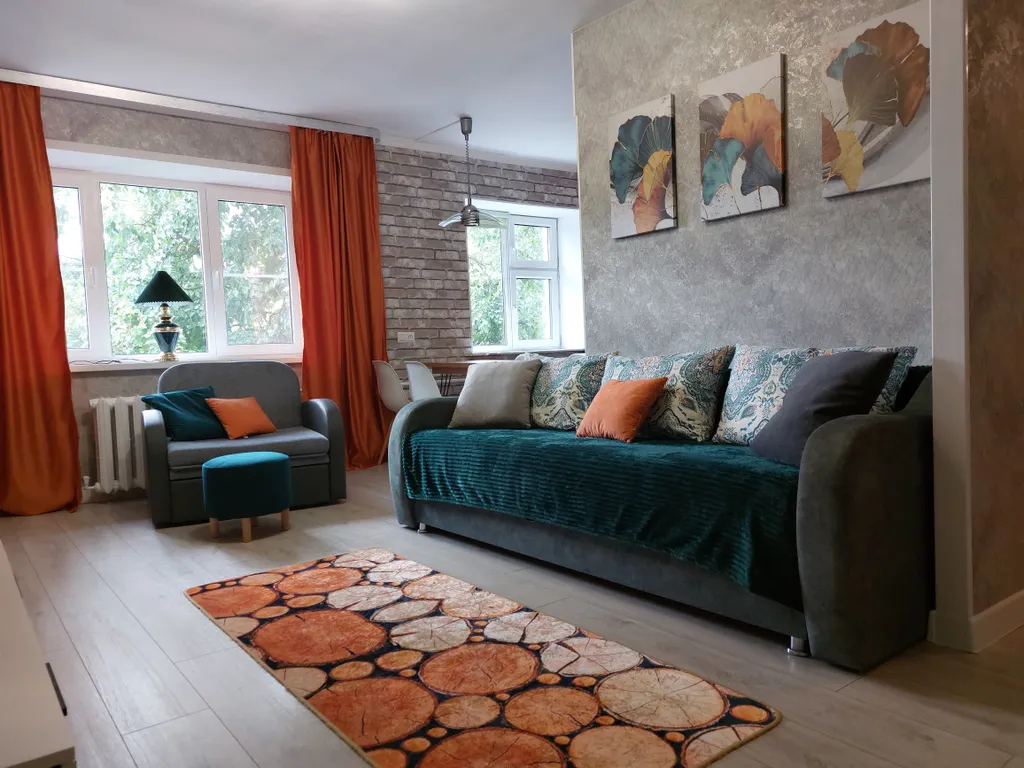 Квартира 3-комнатная Квартира — Великий Новгород