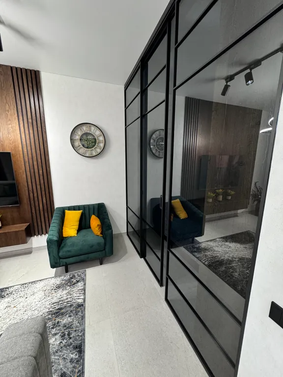 Шикарная квартира в Зеленоградске с боковым видом на море