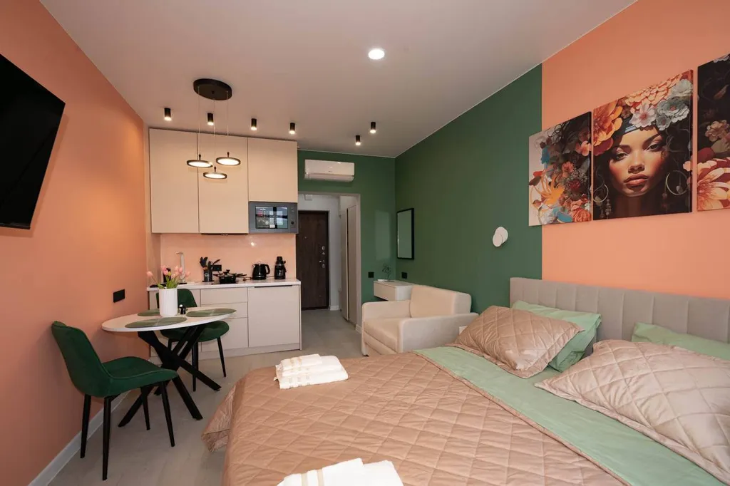 Апартаменты с видом на море и горы в доме бизнес класса