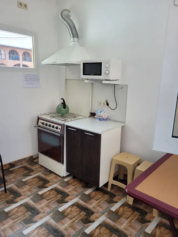 Номер эконом в самом центре Кабардинки!