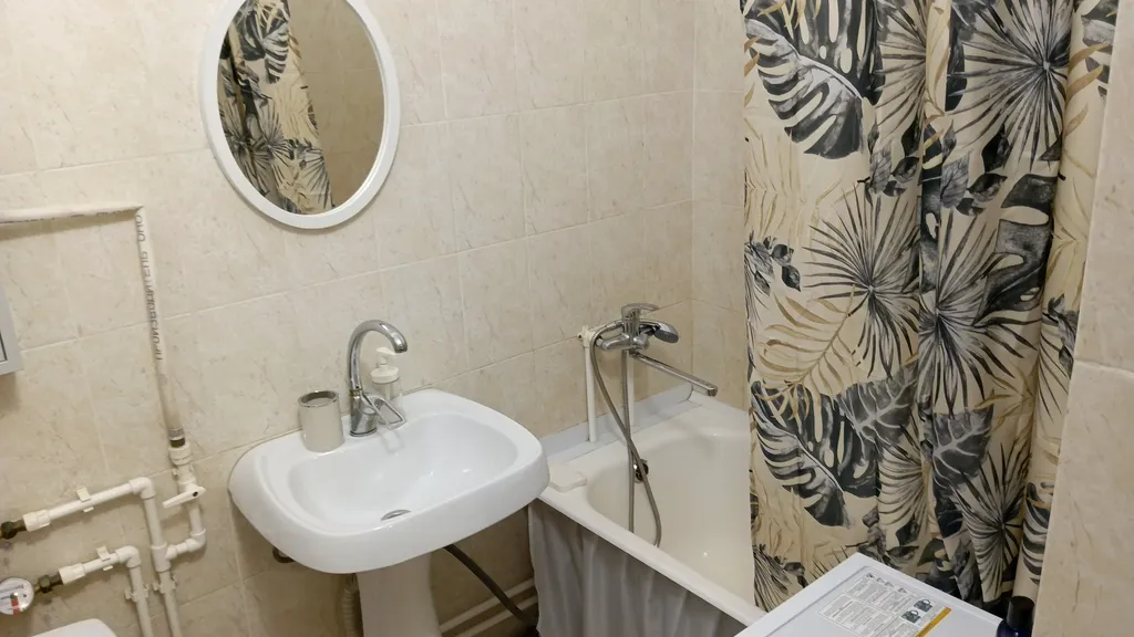 Отличная студия в новом доме в центре на Аммосова 22а