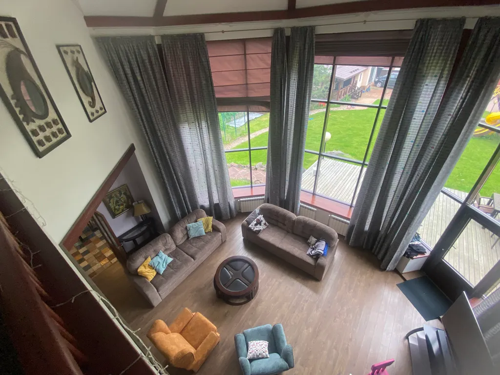 Коттедж Дом в черте города для семейного отдыха — Санкт-Петербург