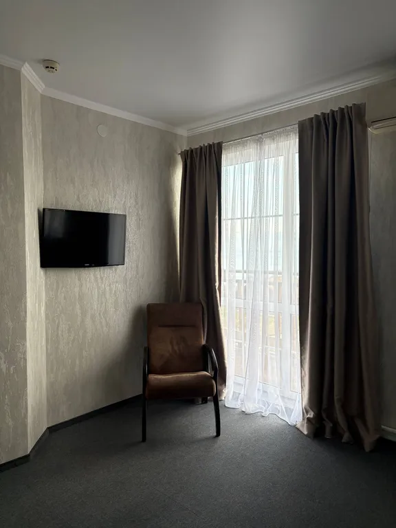 Двухместный номер люкс  семейный с видом на сад и Волгу