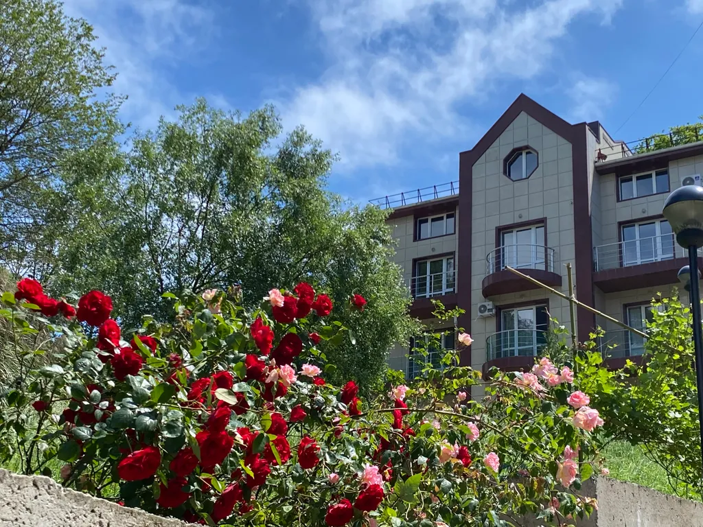 Квартира Двухкомнатная квартира у моря в ЖК комфорт класса — Нижняя Хобза