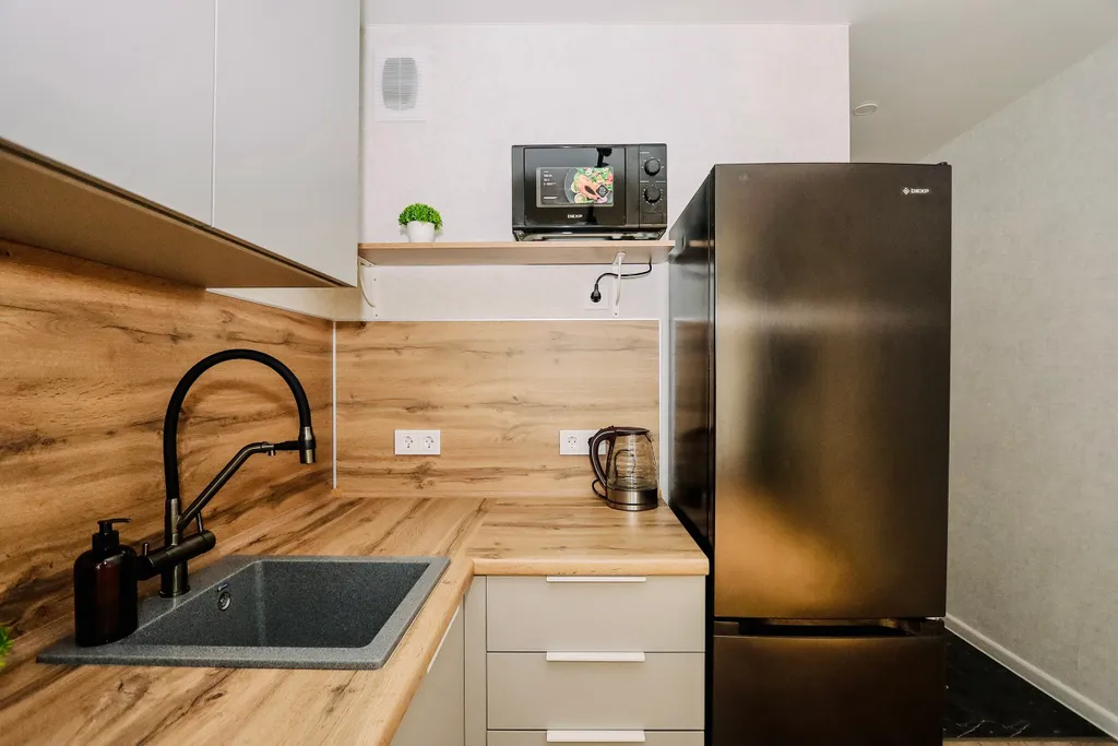 Дизaйнepcкая квартиpа пpемиум-клаccа c бaлкoном