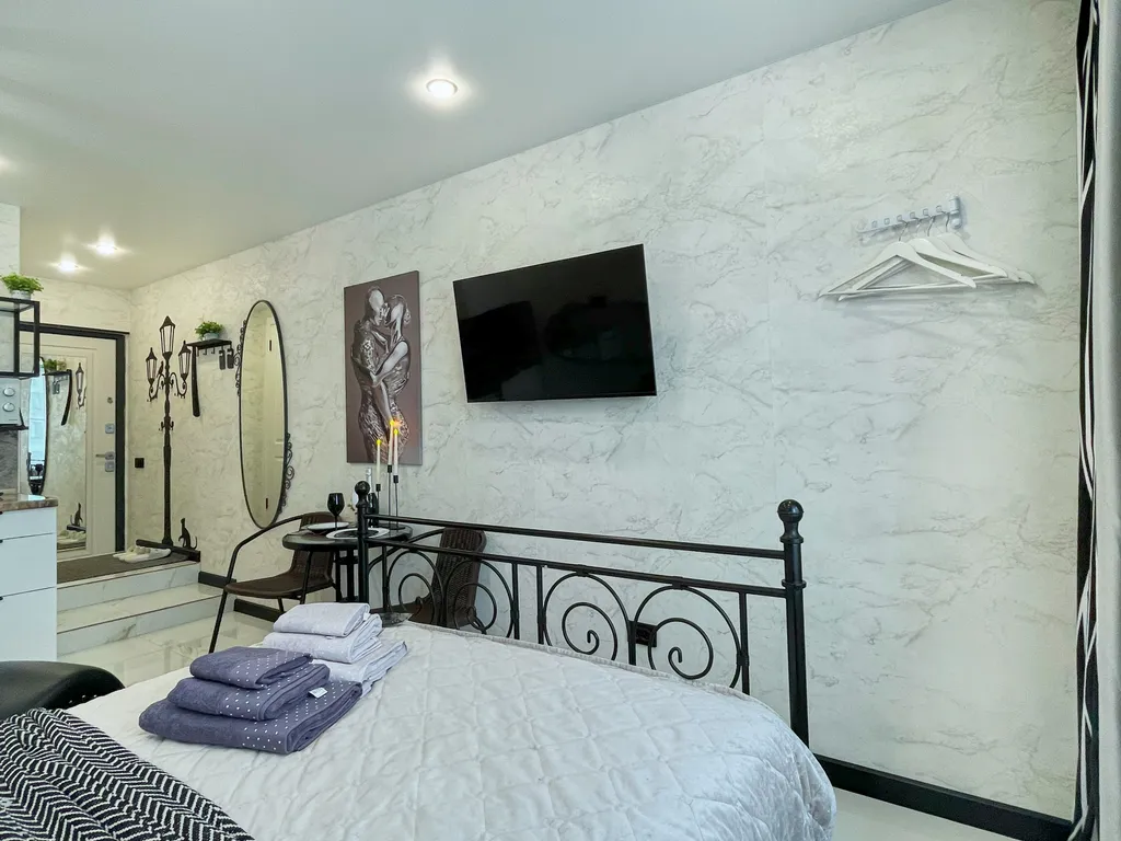 Студия с большой джакузи для двоих