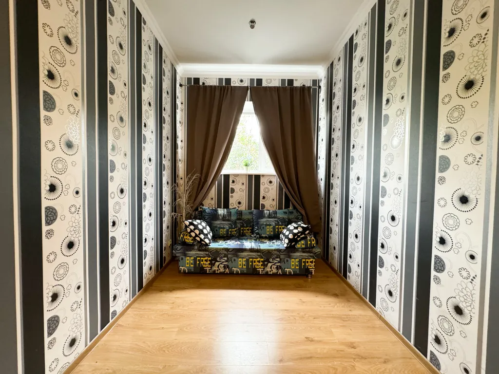 Дом с бассейном у парка Галицкого