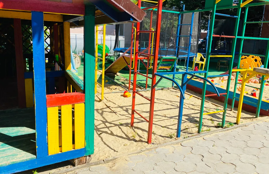 Коттедж Двухкомнатный дом с бассейном на территории — Анапа