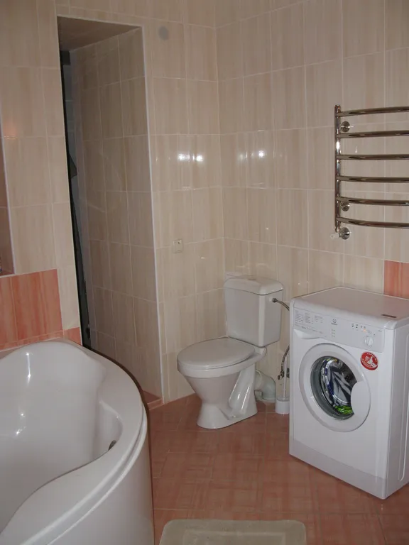 Большая 3-комнатная квартира в историческом доме