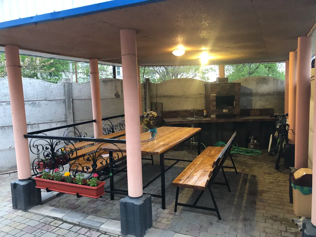 Коттедж Второй этаж дома с отдельным входом с балконом 41м2 ,до моря 4 минуты. — Севастополь