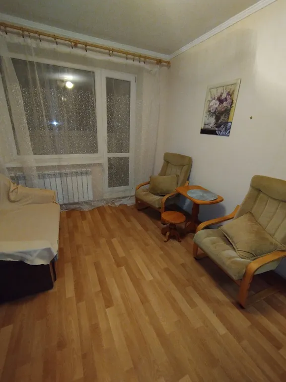 Двухкомнатная квартира в хорошем районе