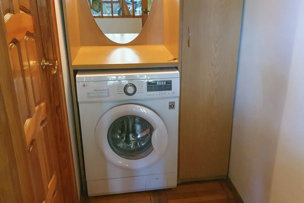 Квартира рядом с набережной со своим двором и паркингом