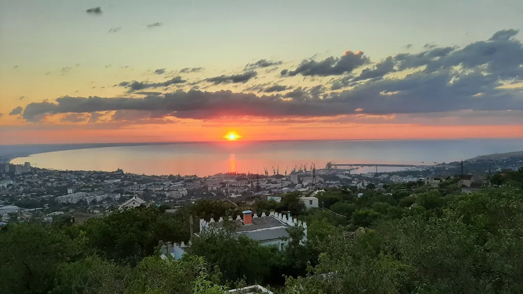 Коттедж Дача с видом на море — Феодосия