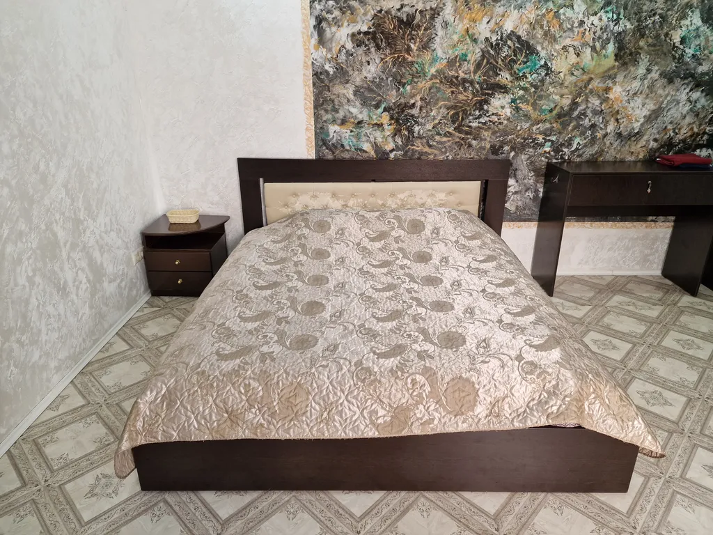 Отличная большая квартира в частном доме в самом центре Иркутска