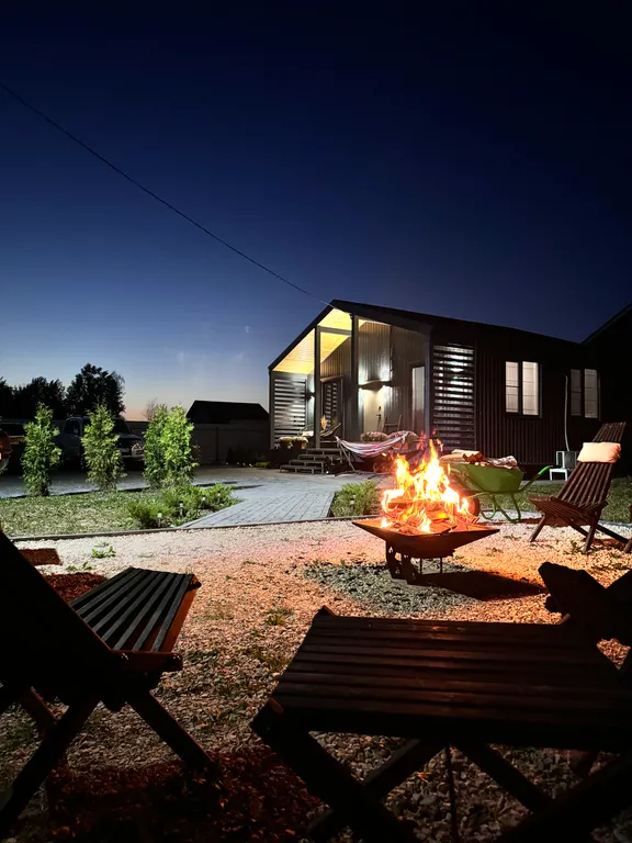 Уютный дом с сауной, в стиле барнхаус, недалеко от реки