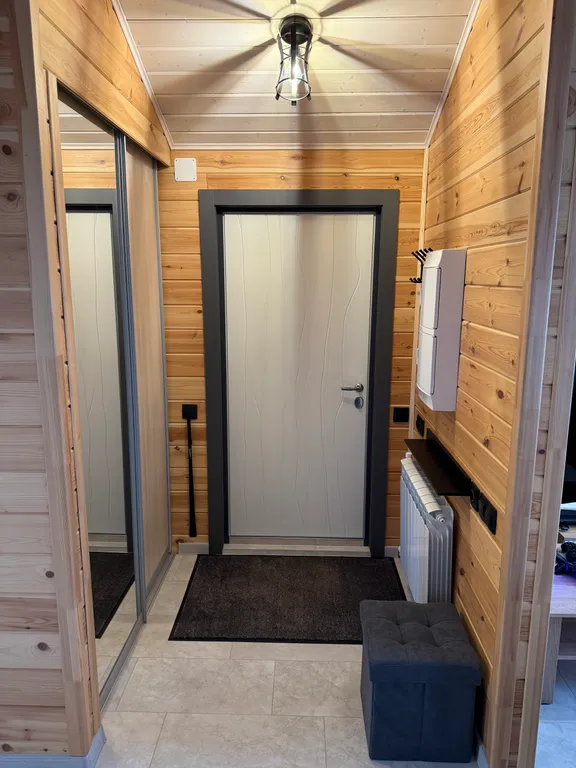 Одноэтажный двухкомнатный дом БарнХаус в черте города