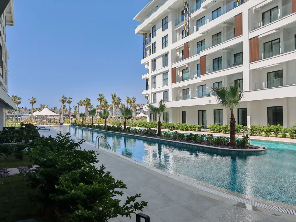 Квартира 2+1 garden в Azura World c видом на бассейн и аквапарком