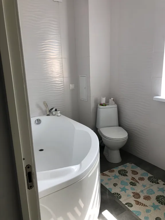 Дом в черте города в тихом дачном обществе