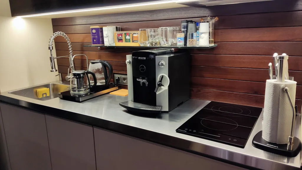 Квартира Квартира Современная уютная студия в 5 минутах пешком от метро Площадь Ильича — Москва