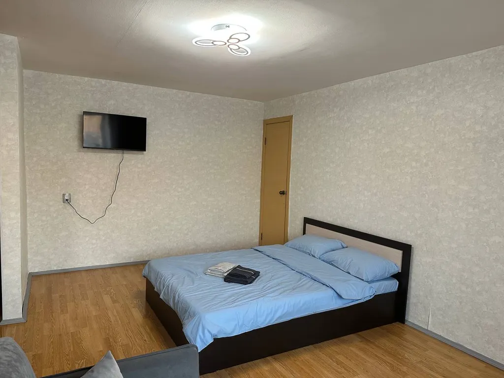 Классная квартира в самом центре города на Плошади Советов