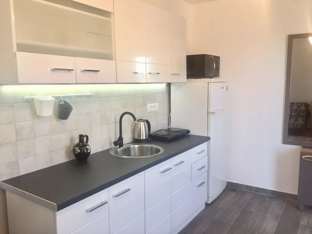 Апартаменты с отдельной спальней City и видом на горы