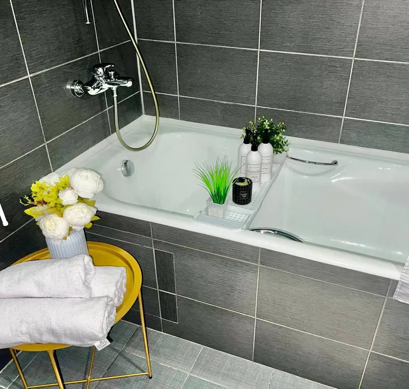 Просторная квартира в новом доме с домашним кинотеатром