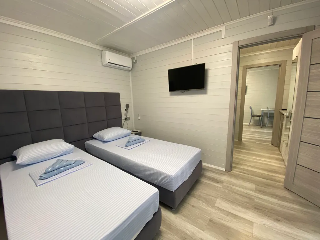 Квартира Домик на 6 человек с бассейном — аренда посуточно в Балаклава