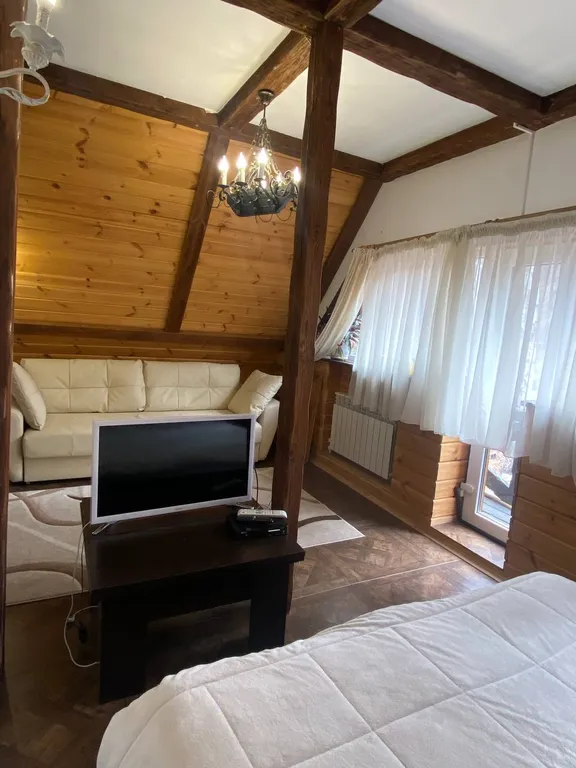 Дизайнерский дом Каравелла в центре Абзаково