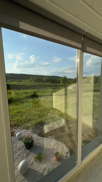 Уютный дом у озера