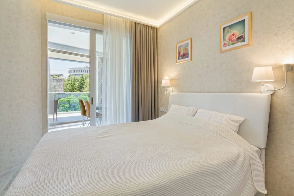 Апартамент с видом на море в ЖК Зазеркалье