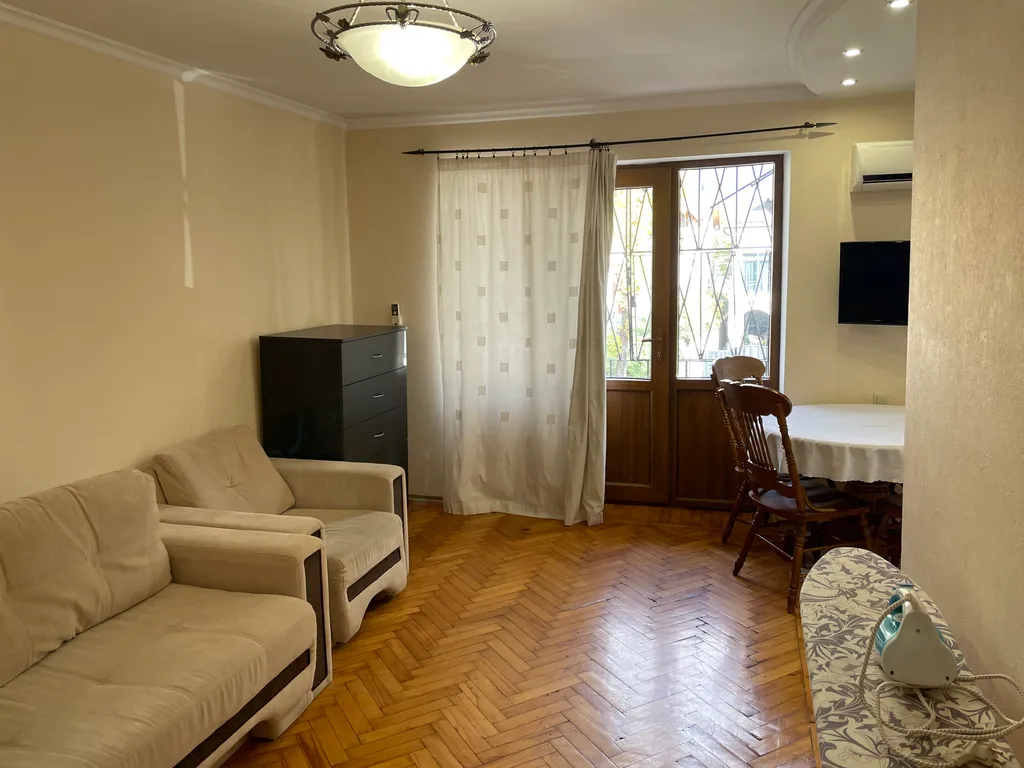 Квартира Квартира Студия в центре города — Сухум