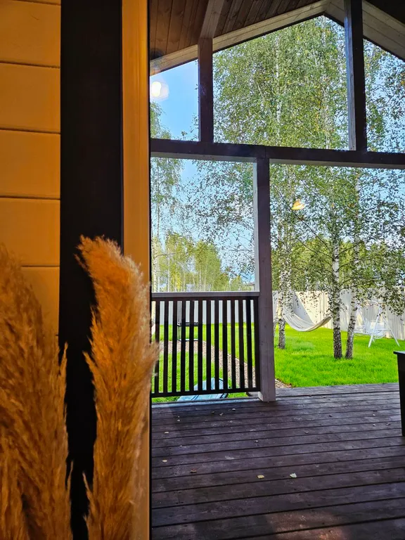 Уютный домик с большой террасой