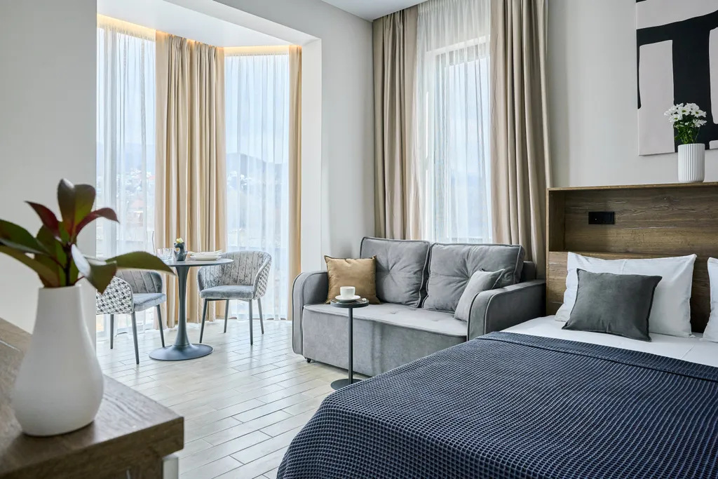 Квартира Квартира Лофт студия с балконом и видом на море и горы — Лазаревское