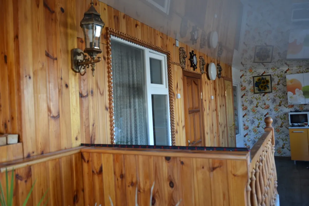 3хкомнатный дом в два этажа 80квм