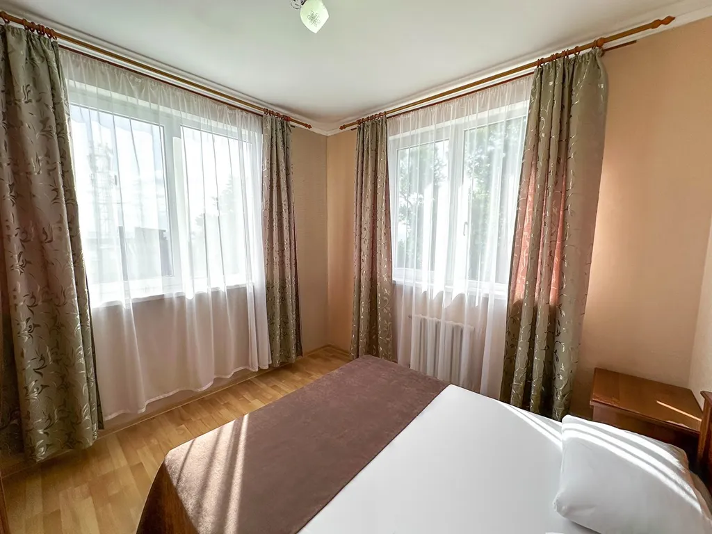 Квартира 3-комнатная Квартира — Адлер