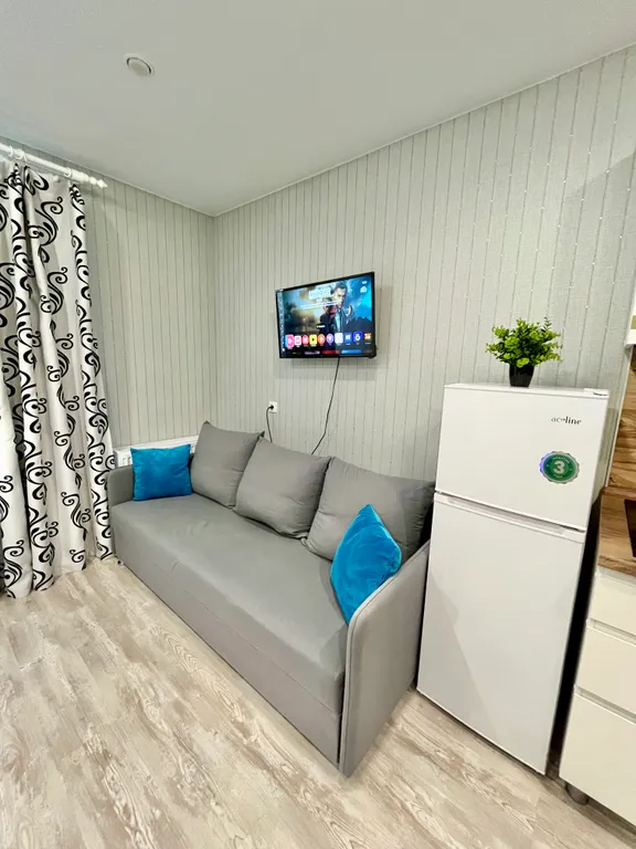 Новая студия с просторной парковкой