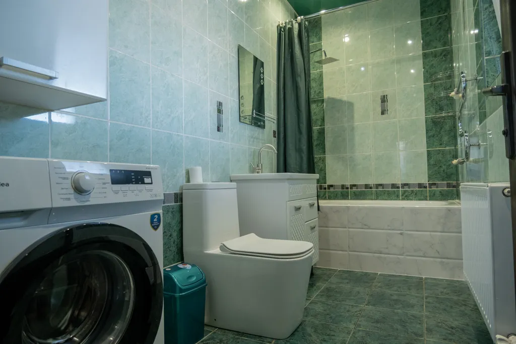 Большой дом с бассейном