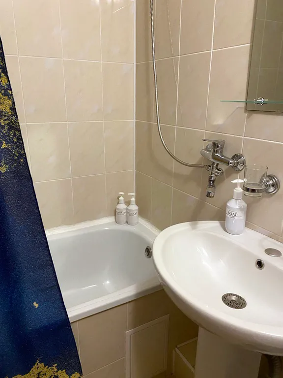 Квартира Трехместная комната с балконом — Лазаревское