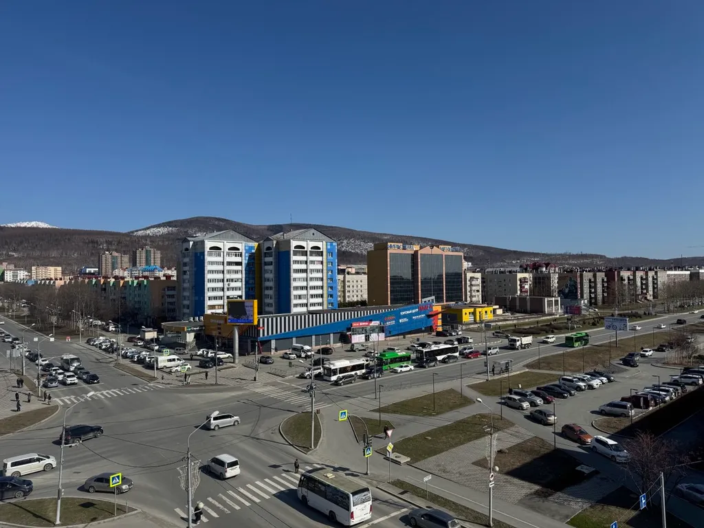 Двухуровневая стильная и комфортабельная квартира