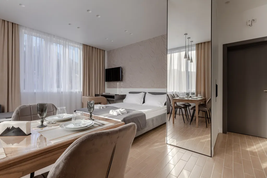 Семейный номер с видом на горы и кухонной зоной