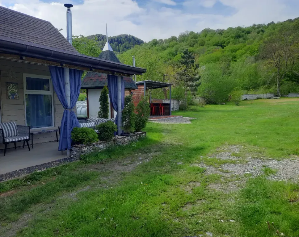 Стильный и просторный дом атмосфера в стиле лофт с баней, бассейном