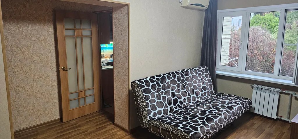 Уютная квартира в центре Бытхи