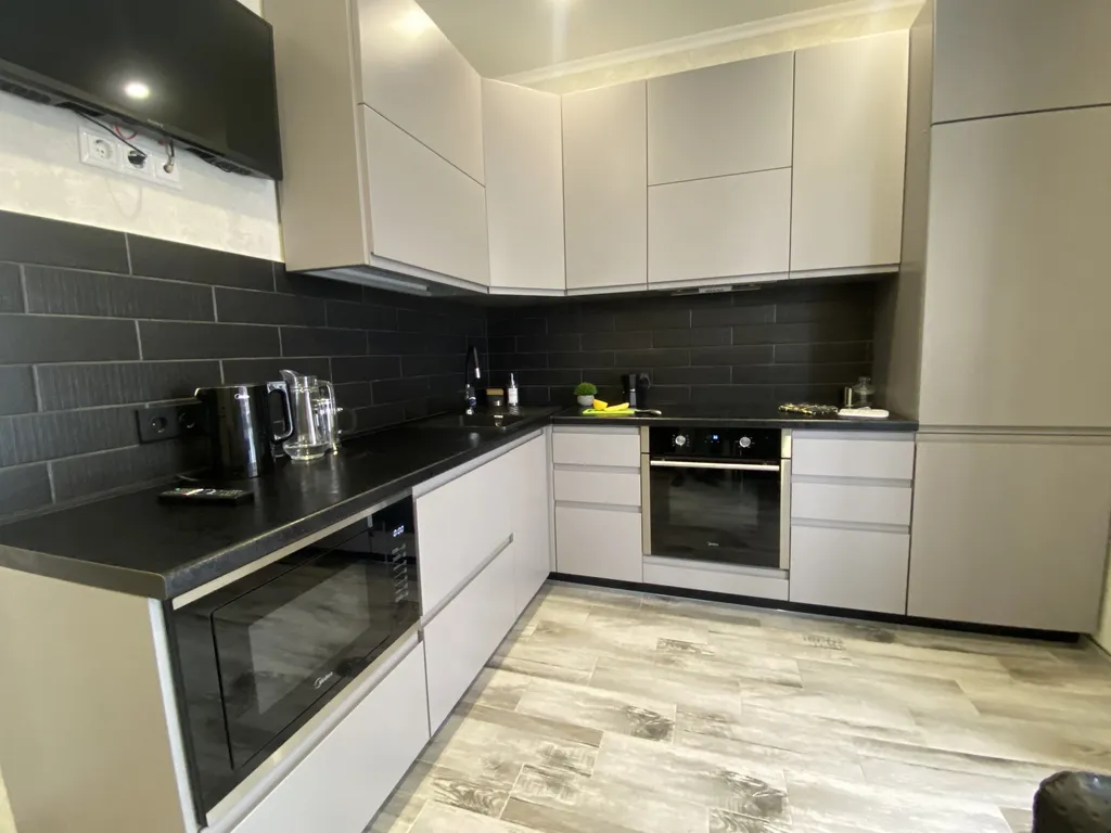 Красивая квартира с видом на море