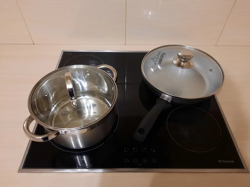 Просторная современная 2-комнатная квартира в центре