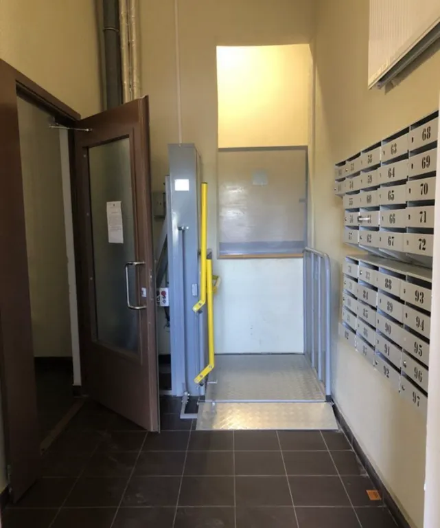 У леса, с ремонтом и 2 кроватями Переезжайте с одним чемоданом!