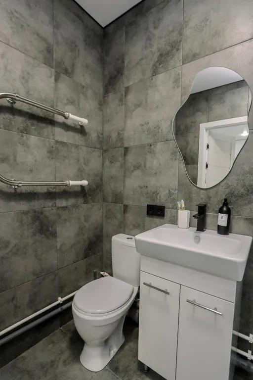 Рocкошнaя квартиpа c бaлконом и красивым видом