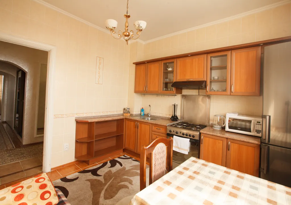 Трёхкомнатная квартира в центре города на Пушкина