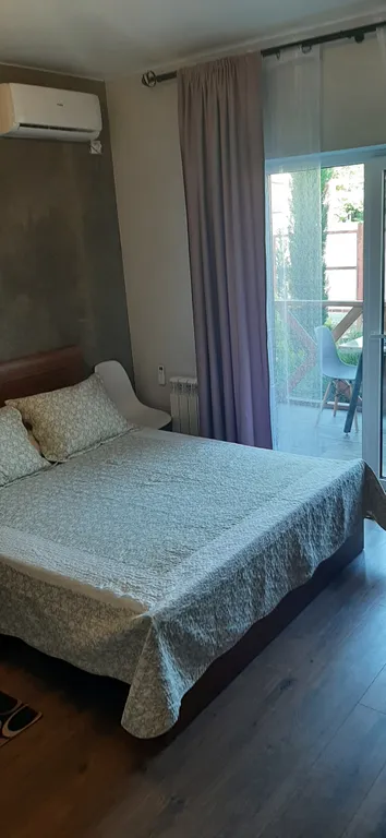 Коттедж Частный Дом — Кучугуры